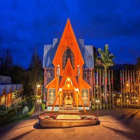 Aye Thar Yar Golf Resort Taunggyi Buitenkant foto